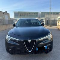 Alfa romeo stelvio Q4