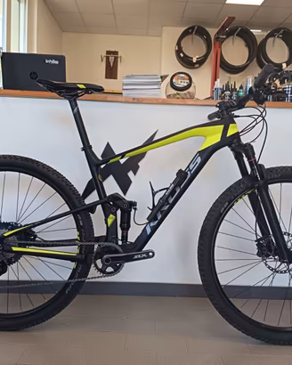 Mountain bike Kross Earth 3.0 carbon tg L