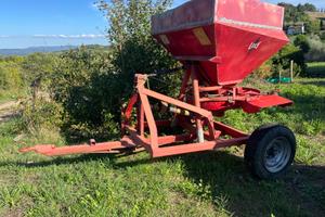 Spandiconcime Lely 1250