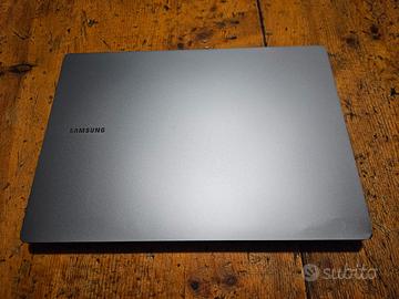 Samsung Galaxy Book 4 Ultra – Ultra 9 / RTX 4070