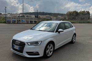 Audi A3 1.6 TDI clean diesel S tronic Ambition
