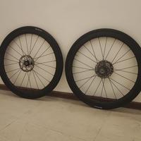 Fulcrum Wind 42 cerchi carbonio bici disco