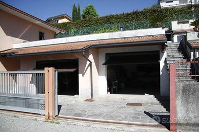 Casa indipendente di 267 m² con 5 locali e box aut