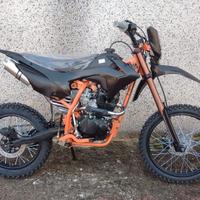 PIT BIKE