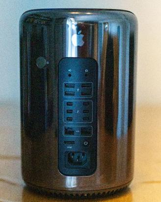 Mac Pro 6.1 XEON 8 Core 3 Ghz - 48GB Ram - 1TB HD