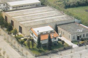 Capannone + uffici a CENTO (FE)