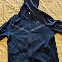 Felpa Nike Sportswear Tech Fleece nera