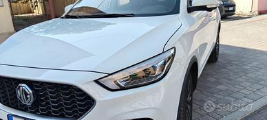 Mg zs luxury
