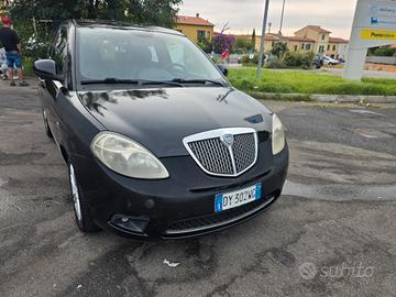 Lancia Ypsilon 1.4 Diva Ecochic GPL