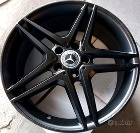 Cerchi in lega 19" MERCEDES GLA con gomme neve