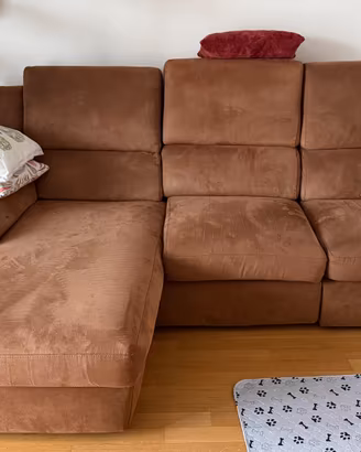 Divano con movimento relax e chaise longue