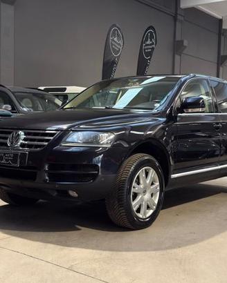 VOLKSWAGEN Touareg 2.5 R5 TDI DPF Exclusive