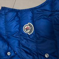 Smanicato moncler