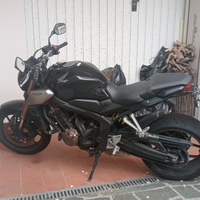 Honda Naked nera,gomme buone,mai caduta o battuta