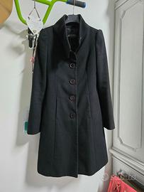 Cappotto elegante a collo alto