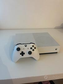XBOX ONE s con cotroller wireless