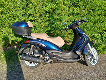 Scooter piagio beverlj