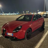 Alfa Romeo Giulietta Quadrifoglio Verde Launch Ed