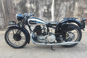 Benelli 4TS 250 unica