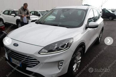 FORD KUGA 1.5 TITANIUM AUTOMATICA