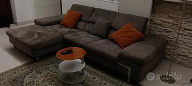 Divano con chaise longue