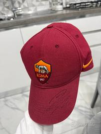 Cappello as roma con firma di francesco totti