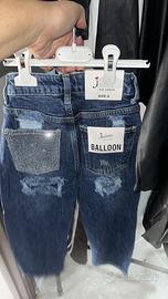 Jeans e chiodo