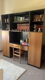 Libreria con scrivania