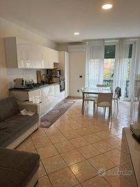 Ampio Bilocale a 500 metri dalla metro verde