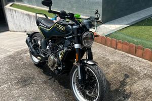 Husqvarna Svartpilen 401 - 2019