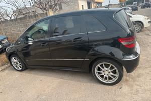 Mercedes classe b180