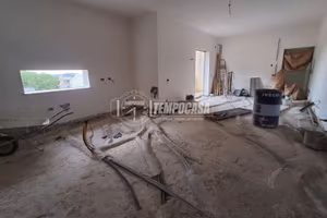 Trilocale da riattare a San Felice a Cancello di c