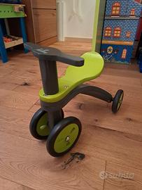 Triciclo in legno