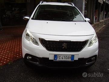 Peugeot 2008 PureTech EURO 6 NEOPATENTATI