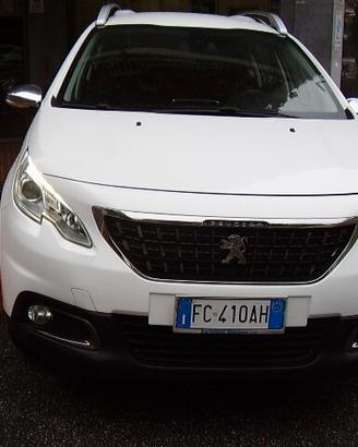 Peugeot 2008 PureTech EURO 6 NEOPATENTATI