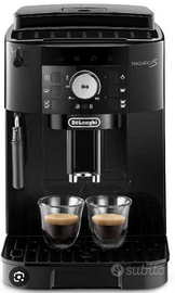 Nuova macchina caffè DeLonghi con macina caffè