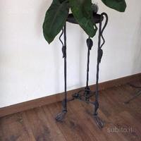 Portavaso in ferro battuto