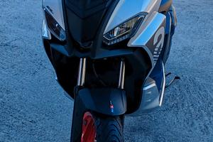 APRILIA SR GT200 SPORT