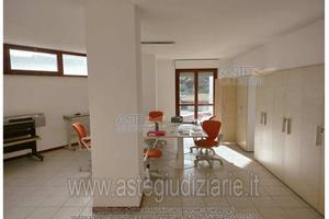 Ufficio Monte Roberto [A4326700]