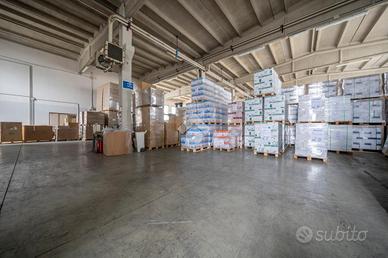 CAPANNONE A REGGIO NELL'EMILIA