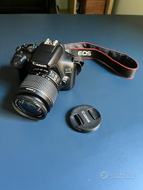 Macchina fotografica Canon EOS 1300D