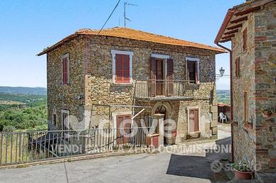 Villa di 193 m² con più di 5 locali a Perugia