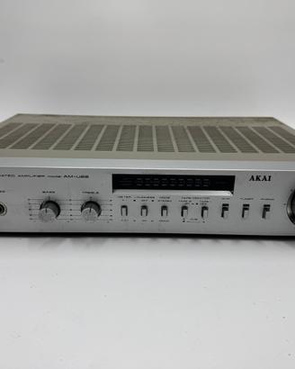 Amplificatore Akai Am-U22