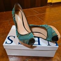 Décolleté in pelle Guess