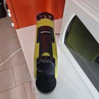 Macchina Nespresso DeLonghi