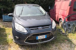 Ford c-max anno 2013 incidentata