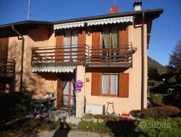 Villetta schiera a Magreglio