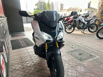 Honda Forza 750 dct