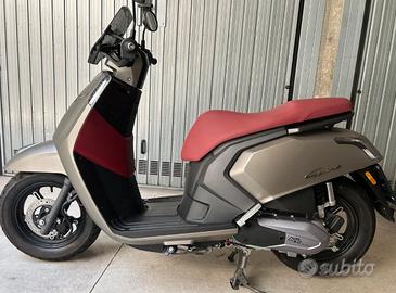 Scooter nuovissimo 125