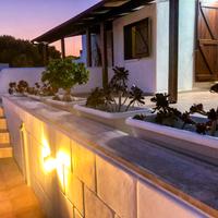 The Lux Beach Apartment